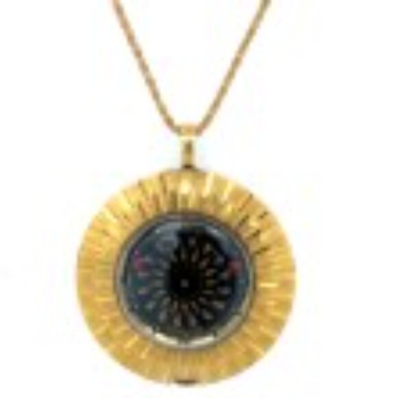 Borel Cocktail Kaleidoscope Pendant Watch - Picture 5 of 5